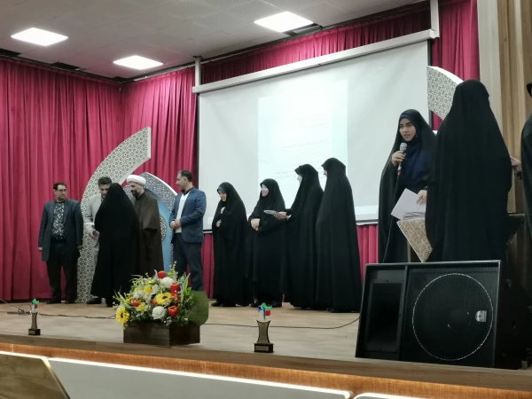 ویژه برنامه گرامیداشت هفته بسیج 7