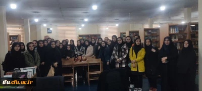 بازدید مدرسه هاجر شهرستان مرند از کتابخانه پردیس فاطمه الزهرا(س) تبریز