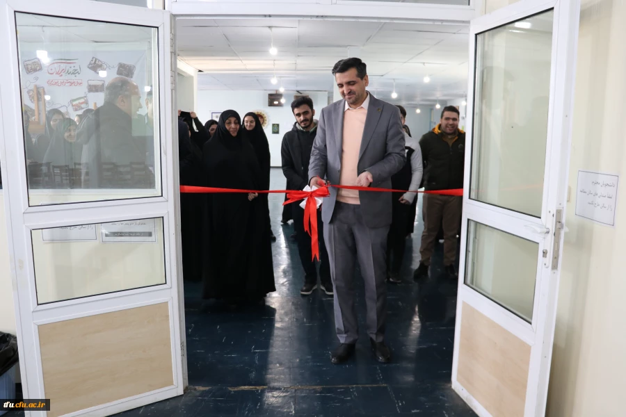 نمایشگاه استانی تولید محتوا و دست سازه های ریاضی و زیست و فیزیک و شیمی 2