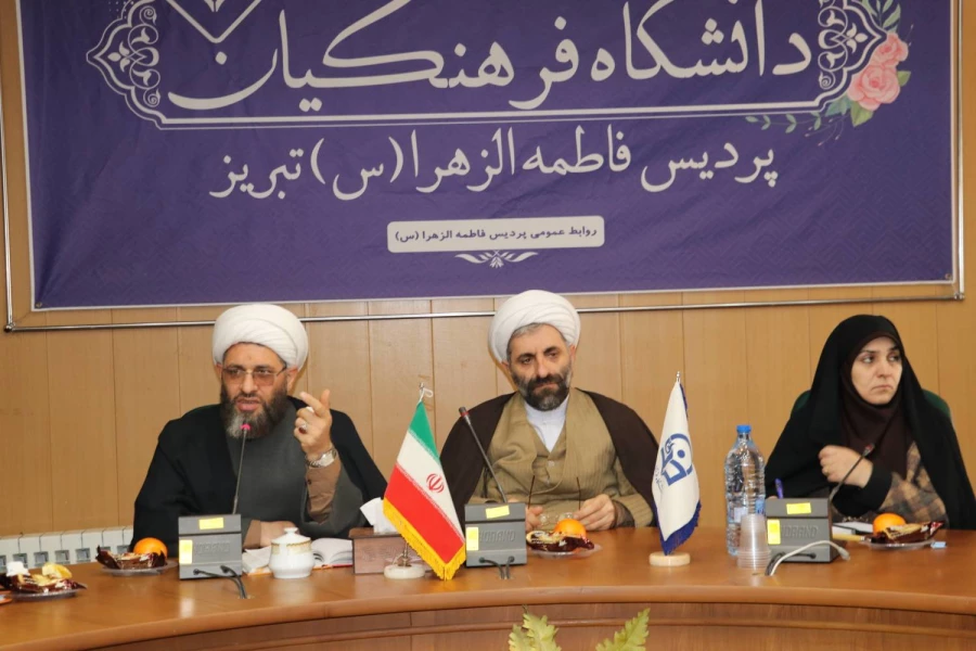 برگزاری ویژه برنامه نشست جهاد تبیین با موضوع حماسه ۹ دی 19