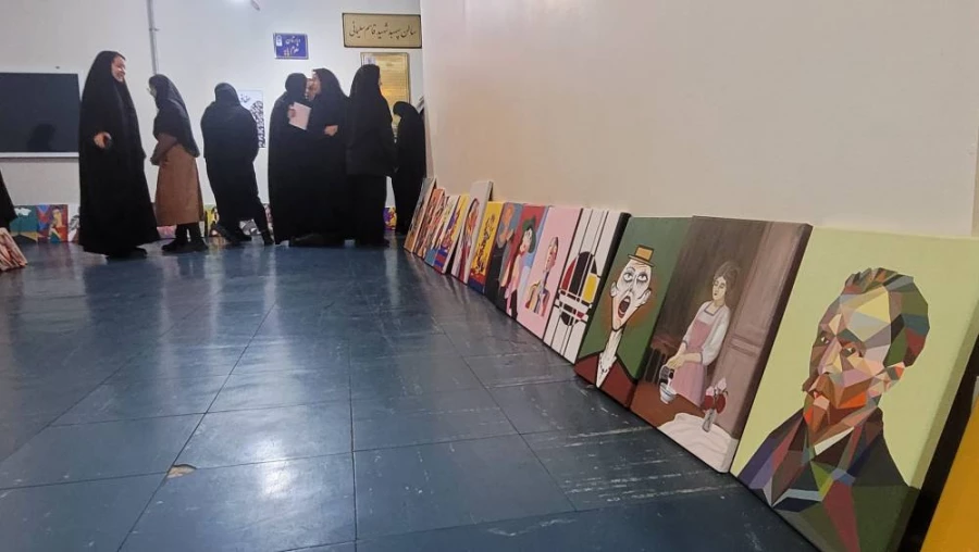 برگزاری ژوژمان واحد نقاشی دانشجویان رشته آموزش هنر پردیس فاطمه الزهرا(س) 8