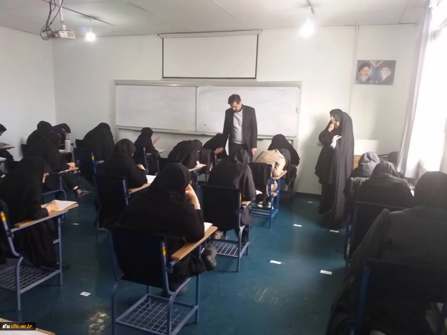 بازدید دکتر احمدی ریاست محترم دانشگاه فرهنگیان از روند برگزاری امتحانات 2