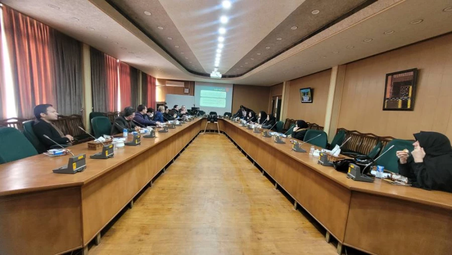 برگزاری گارگاه آشنایی با سر فصل های عناوین درس پروژه 4