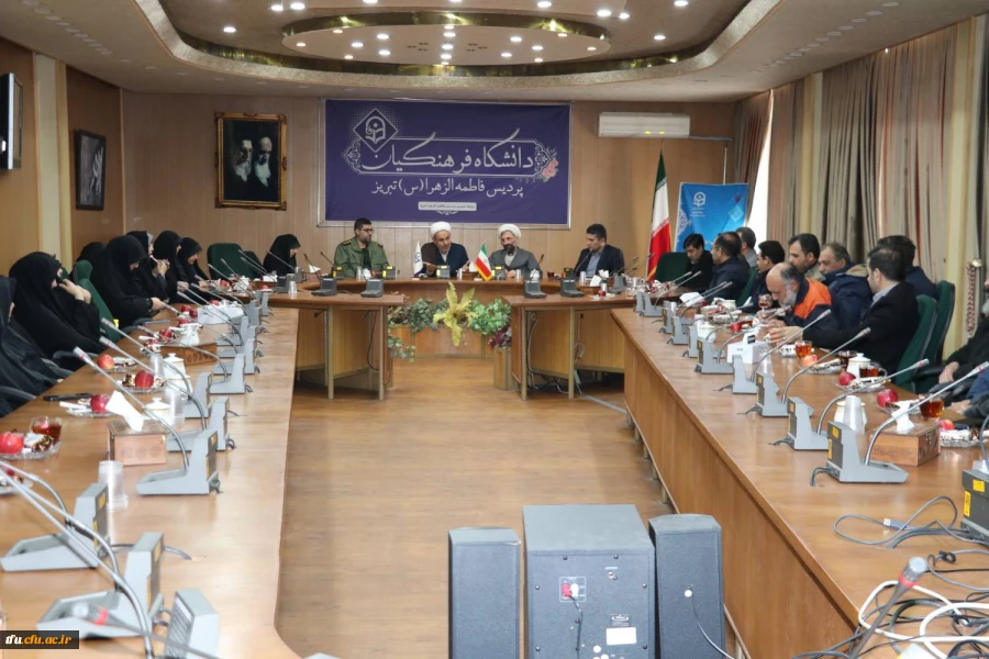 نشست تخصصی استانی انتخابات قوی در پردیس فاطمه الزهرا(س) 12