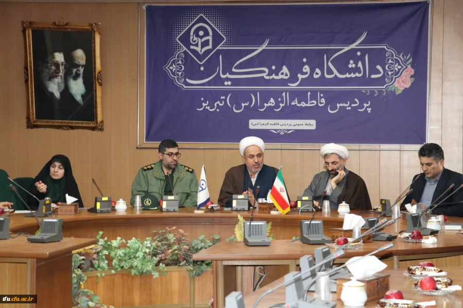 نشست تخصصی استانی انتخابات قوی در پردیس فاطمه الزهرا(س) 21