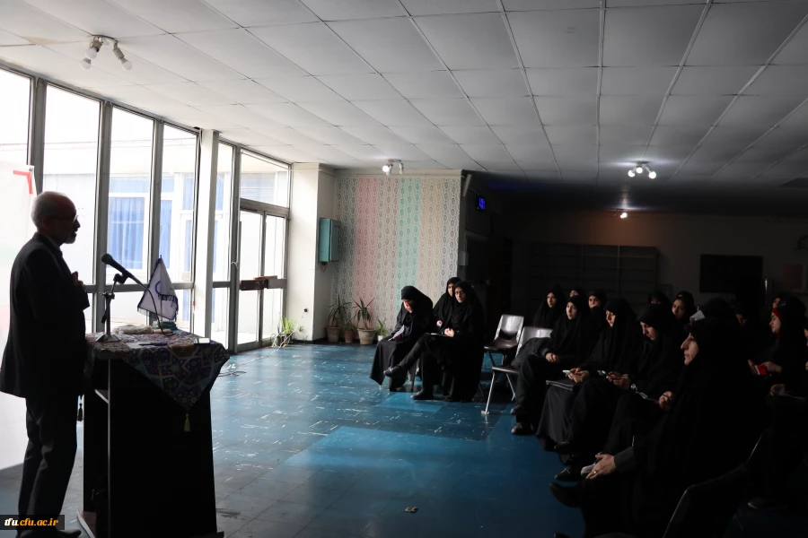 برگزاری برنامه تریبون آزاد با موضوع انتخابات 3