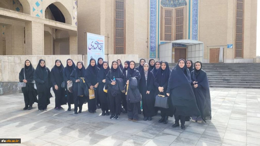 حضور دانشجو معلمان پردیس فاطمه الزهرا(س) در جشن نیمه شعبان در مصلی 3