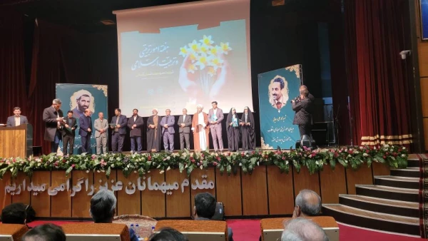 مراسم گرامیداشت هفته امور تربیتی 10