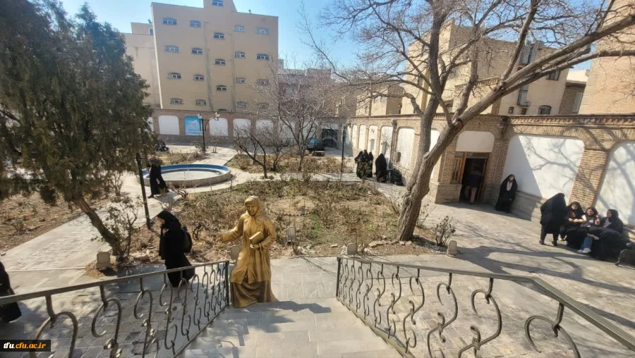 بازدید از خانه تاریخی پروین اعتصامی 3