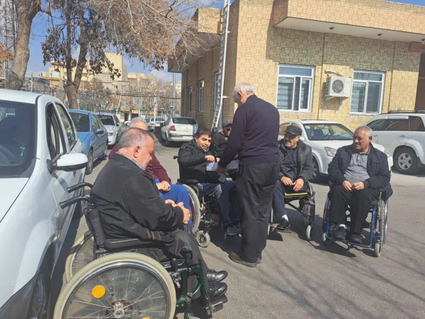 درختکاری در آسایشگاه نخاعی جانبازان 7