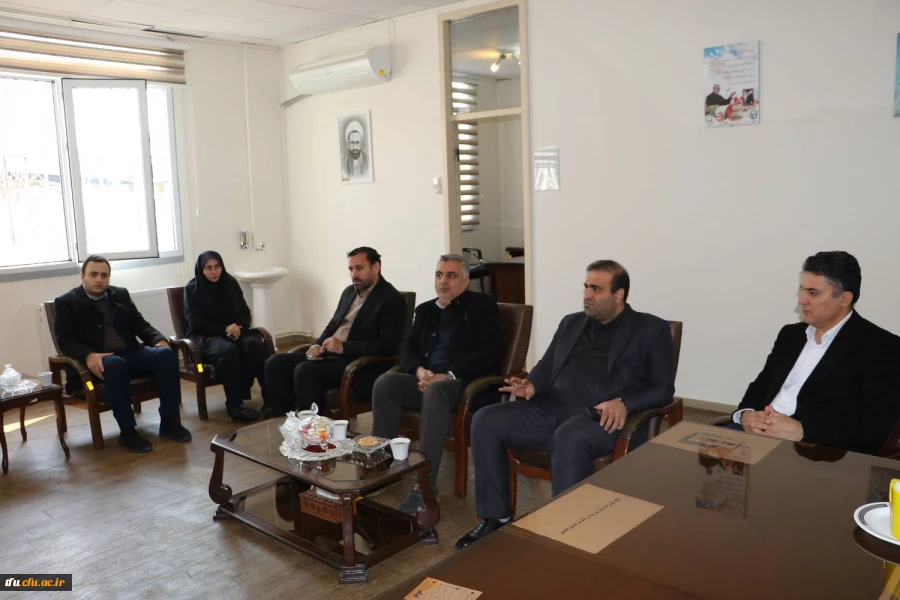 برگزاری جلسه با مسئولان شهرداری منطقه 4 تبریز 3