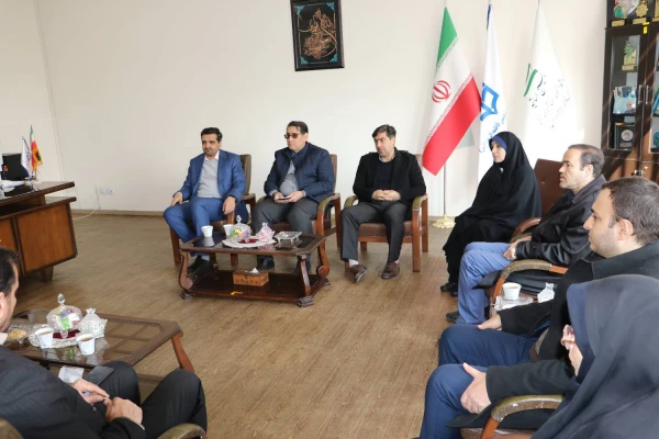 برگزاری جلسه با مسئولان شهرداری منطقه 4 تبریز 11