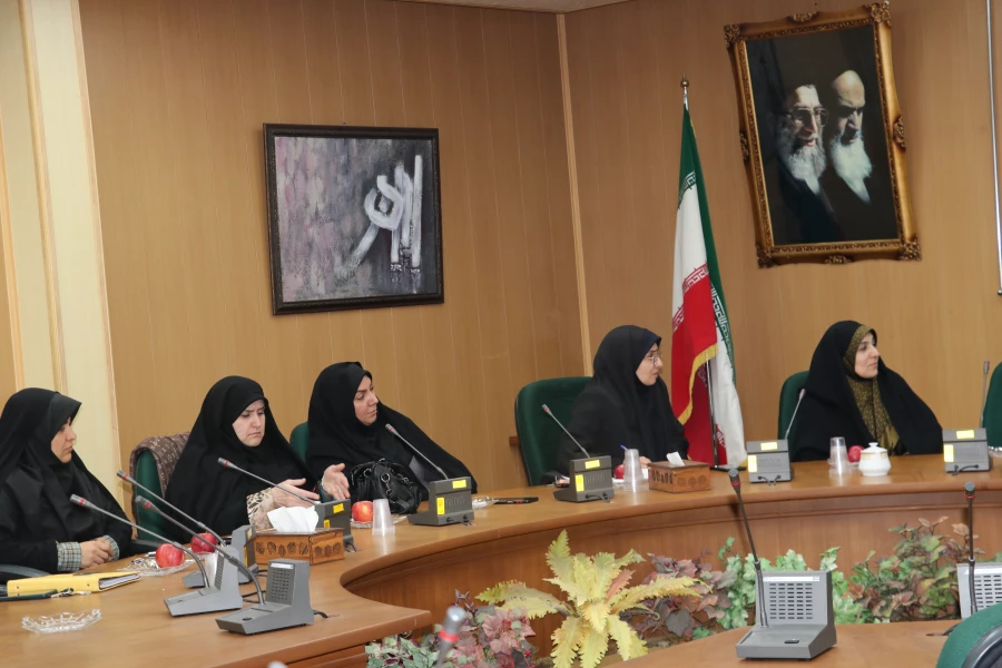 اولین جلسه از سلسله جلسات اخلاق حرفه ای 10