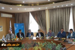 جلسه نهایی جمع بندیبا حضور مسؤلین و اساتید و داوران و شرکت کنندگان و دانشجو معلمان  19