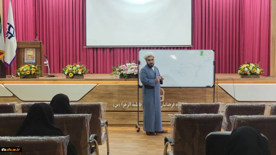 حضور جناب سرهنگ سید کمال نظیری فرمانده حوزه کارمندی شهید عبدالهی در پردیس فاطمه الزهرا (س)  3