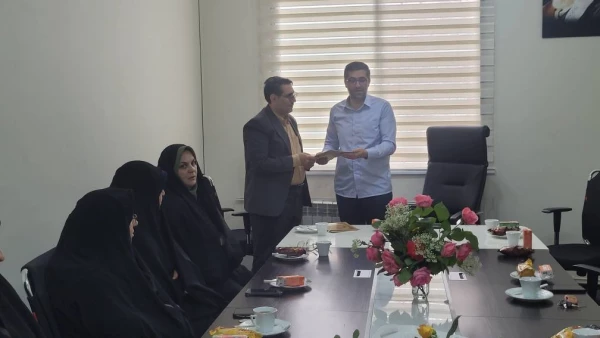 حضور جناب سرهنگ سید کمال نظیری فرمانده حوزه کارمندی شهید عبدالهی در پردیس فاطمه الزهرا (س)  11