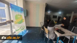 حضور پزشکان واحد تغذیه،مامایی و روانشناسی به مناسبت هفته سلامت در پردیس فاطمه الزهرا(س)تبریز 5