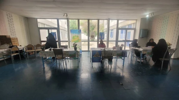 حضور پزشکان واحد تغذیه،مامایی و روانشناسی به مناسبت هفته سلامت در پردیس فاطمه الزهرا(س)تبریز 4