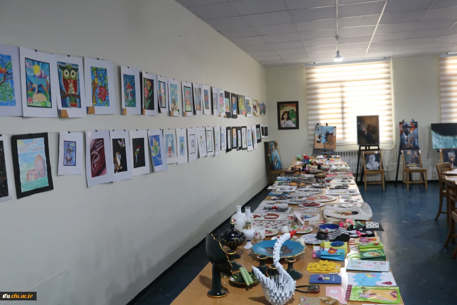 برگزاری و افتتاح یازدهمین نمایشگاه آثار هنری دانشجویان و اساتید پردیسهای فاطمه الزهرا (س) و علامه امینی 8