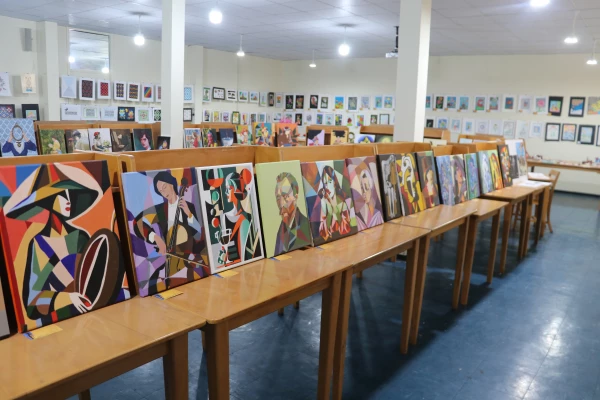 برگزاری و افتتاح یازدهمین نمایشگاه آثار هنری دانشجویان و اساتید پردیسهای فاطمه الزهرا (س) و علامه امینی 10