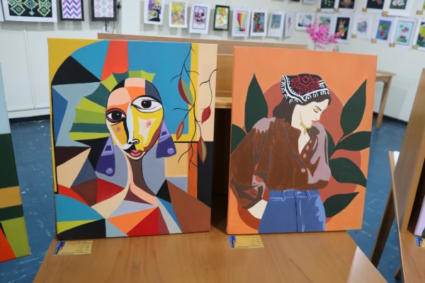 برگزاری و افتتاح یازدهمین نمایشگاه آثار هنری دانشجویان و اساتید پردیسهای فاطمه الزهرا (س) و علامه امینی 7