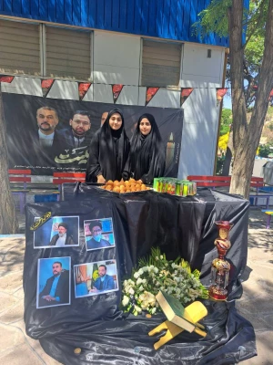 غرفه عزاداری شهدای خدمت در محوطه دانشگاه  4