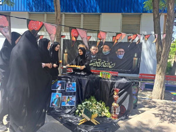 غرفه عزاداری شهدای خدمت در محوطه دانشگاه  5