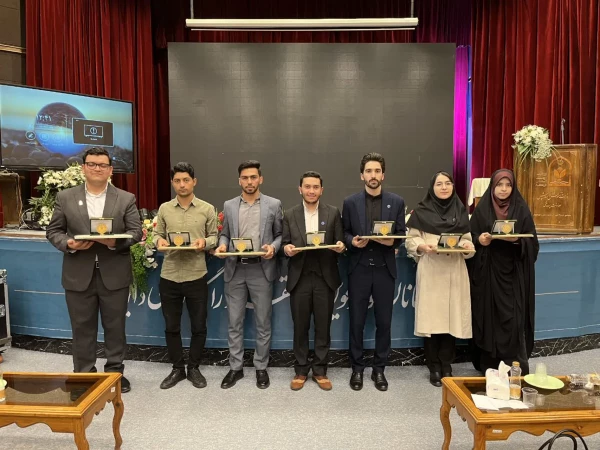 تجلیل از اساتید و دانشجویان برگزیده جشنواره پژوهش و فناوری و پویش دانشگاه فرهنگیان استان آذر بایجان شرقی 4
