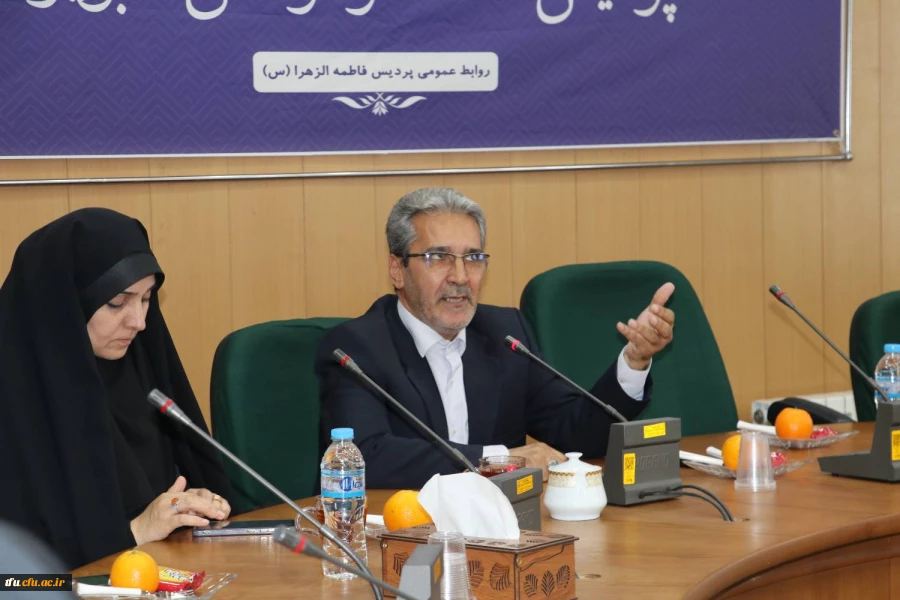 برگزاری نشست جهاد تبیین با عنوان مختصات رئیس جمهور آرمانی 6