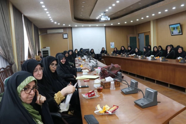 برگزاری نشست جهاد تبیین با عنوان مختصات رئیس جمهور آرمانی 10