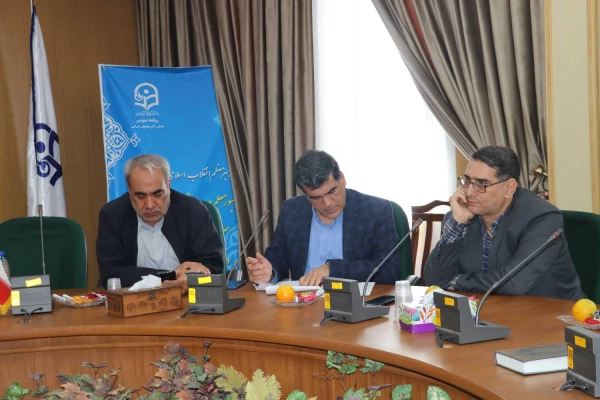 برگزاری نشست جهاد تبیین با عنوان مختصات رئیس جمهور آرمانی 12