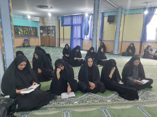 برگزاری مراسم زیارت عاشورا 10