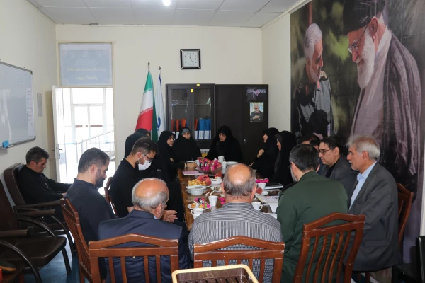 جلسه ارزیابی فرمانده شورای حوزه شهید عبدالهی از پایگاه مقاومت شهدای گمنام دانشگاه فرهنگیان 5