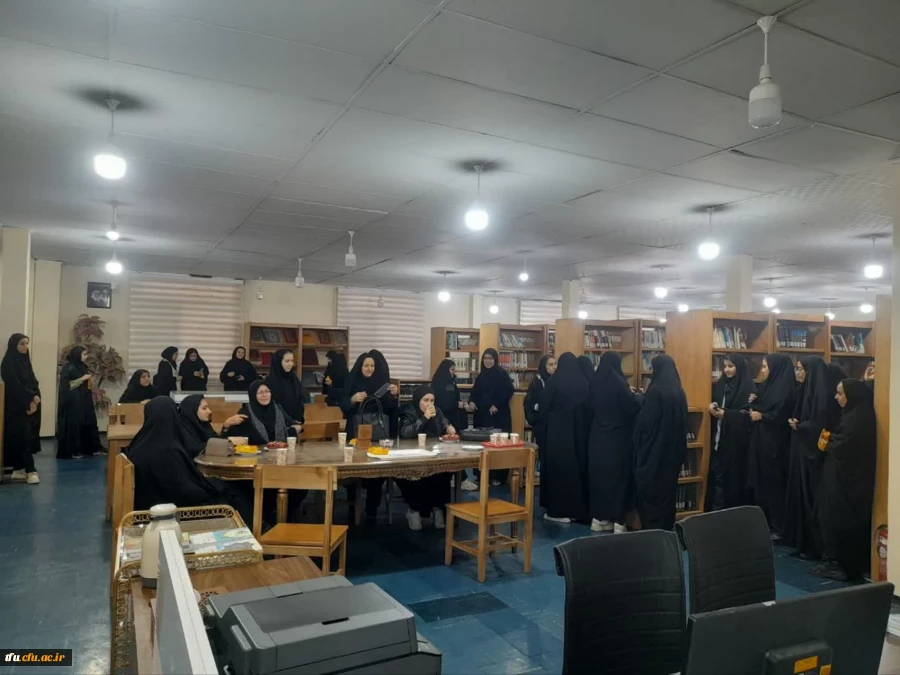 بازدید دانش آموزان مدرسه شاهد روشنایی قلم شهرستان بناب از کتابخانه پردیس فاطمه الزهرا(س) تبریز 2