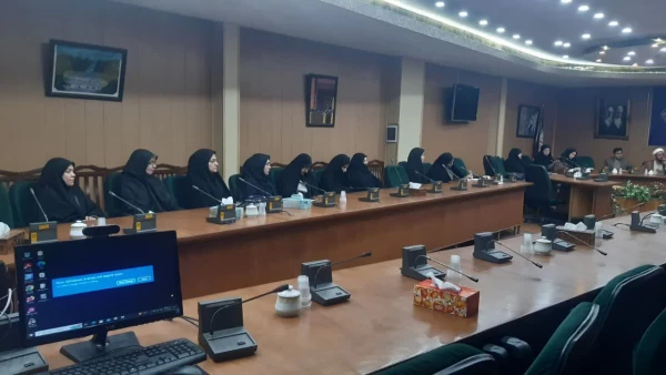 برگزاری نشست هم اندیشی بسیج استادی بمناسبت سالروز گرامیداشت چهل و پنجمین سال تاسیس شجره طیبه بسیج 3