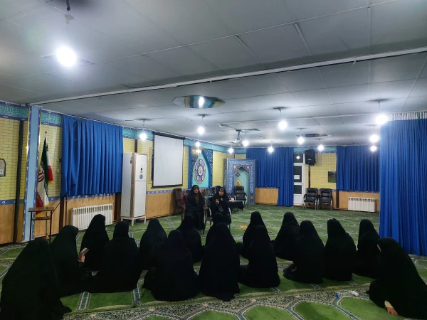 برگزاری نشست صمیمی با دانشجویان پردیس به مناسبت روز دانشجو 3