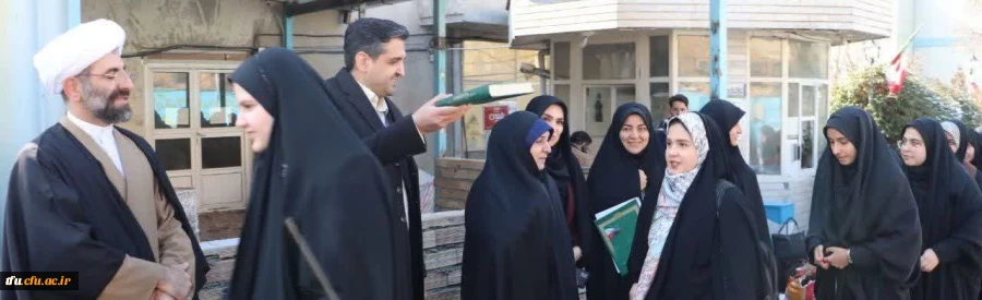 مراسم بدرقه دانشجو معلمان عازم راهیان نور 2