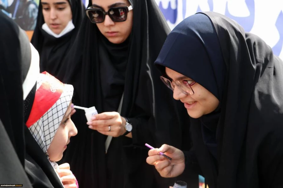 حضور گسترده خانواده بزرگ دانشگاه فرهنگیان آذربایجان شرقی در راهپیمایی روز جهانی قدس  12