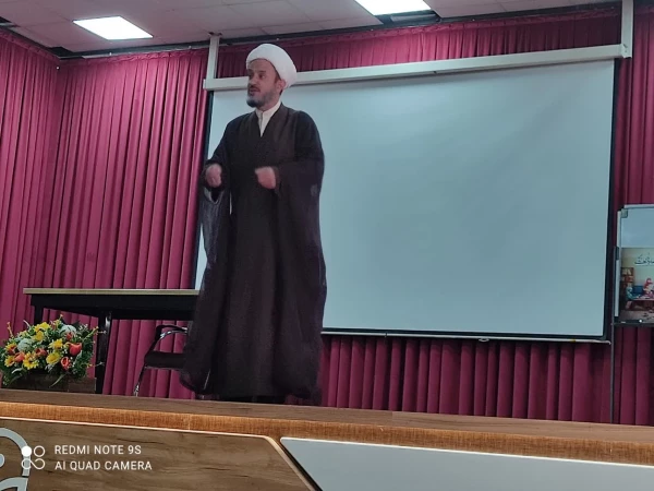 برگزاری دوره آموزشی شیوه های جذب دانش آموزان به نماز 3