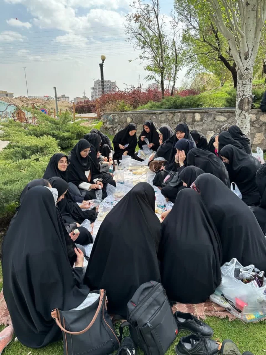 برگزاری اردوی یک روز دانشجو معلمان به ائل باغی 3