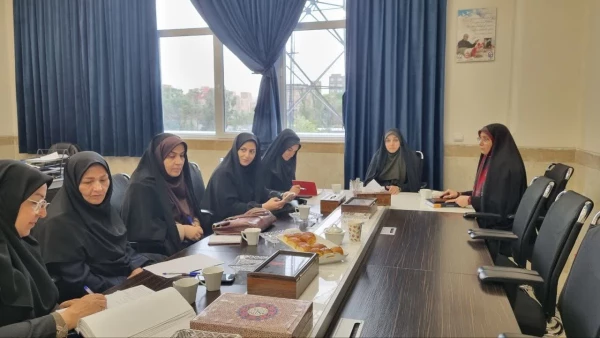 جلسه مشاوران در پردیس فاطمه الزهرا(س) تبریز 2