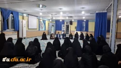 برگزاری نشست صمیمی در هفته بزرگداشت سرا 4