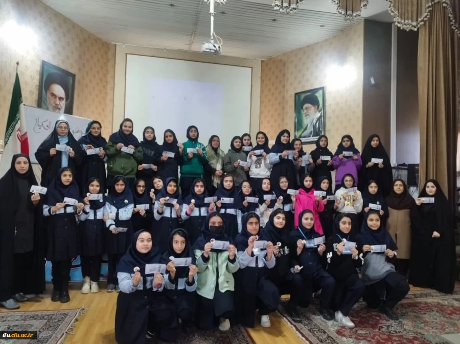 افتخار آفرینی دانشجو معلم( فاطمه چائی بناب) در جشنواره کشوری شهید آوینی استان گیلان 2