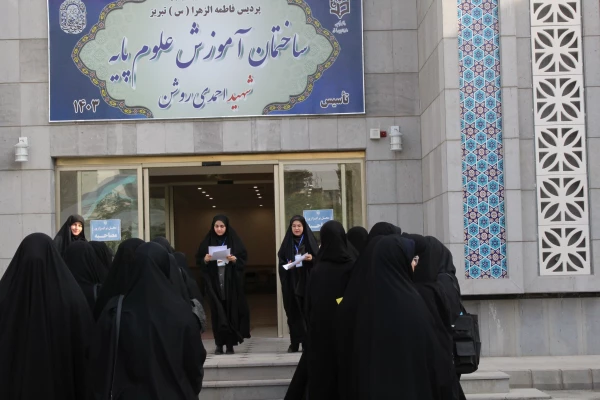 فرایند ارزیابی تکمیلی(مصاحبه) داوطلبان پذیرفته شده سال 1404 دانشگاه فرهنگیان 2