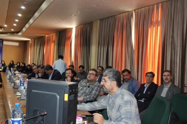 برگزاری کارگاه "اسیب های اجتماعی در فضای مجازی" 2