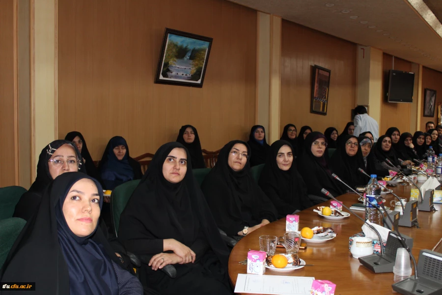 برگزاری کارگاه "اسیب های اجتماعی در فضای مجازی" 2