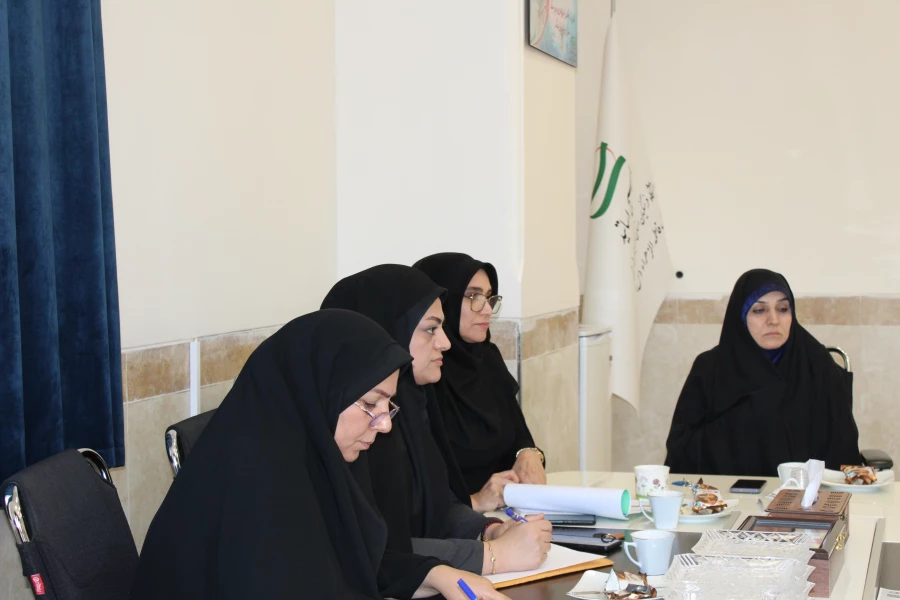 جلسه هماهنگی ششمین همایش ملی آموزش  فیزیک و ریاضی 4