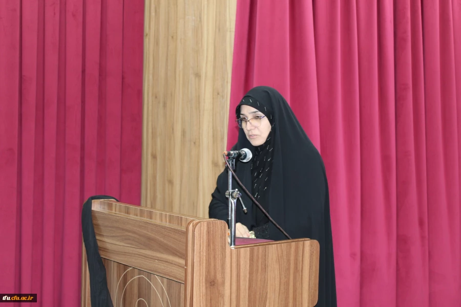 ویژه برنامه ایام فاطمیه 
 2