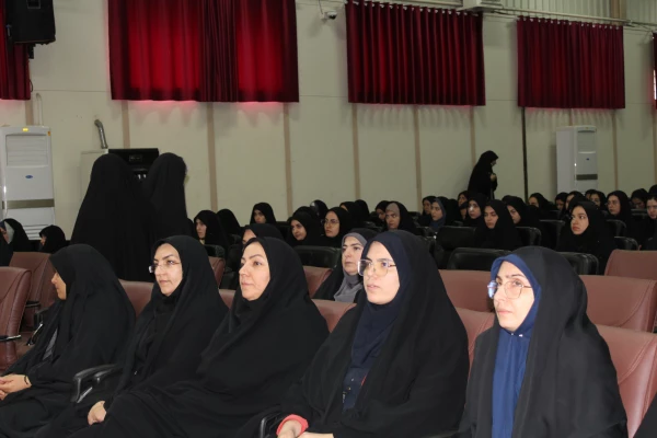 ویژه برنامه ایام فاطمیه 
 2