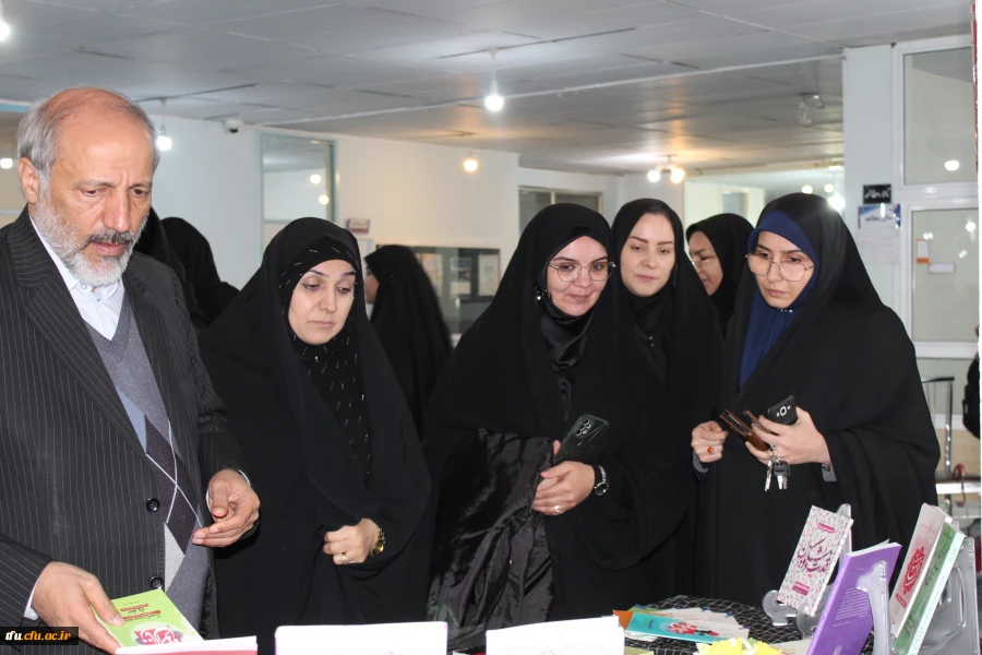 ویژه برنامه ایام فاطمیه 
 2